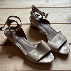 Shimmery Women's Sandals